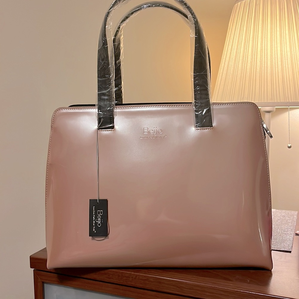 SPECTACULAR NWT Beijo Rose Pewter Purse & Photo Card Wallet